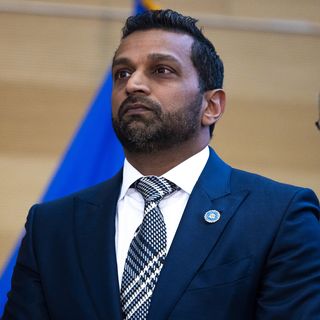 Trump backs Patel amid MAGA divide over FBI director