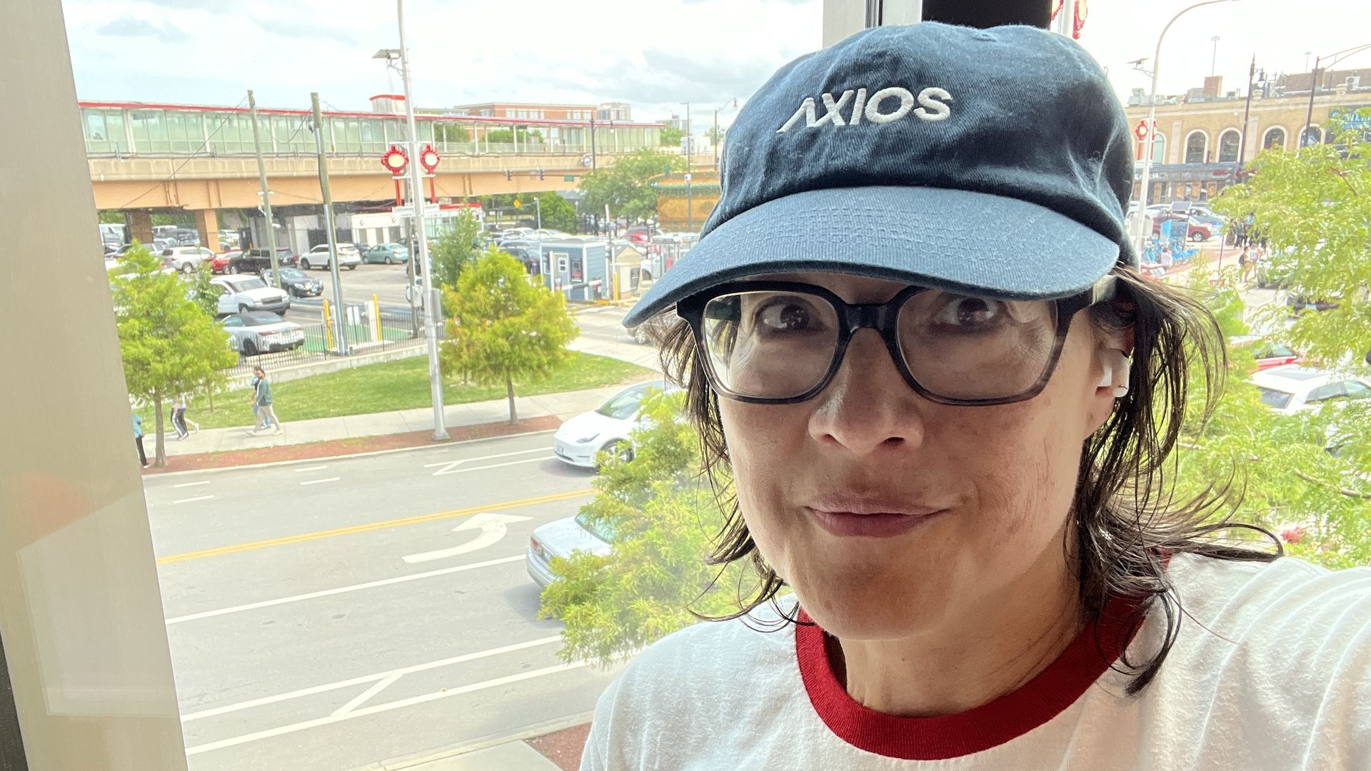 woman in baseball cap