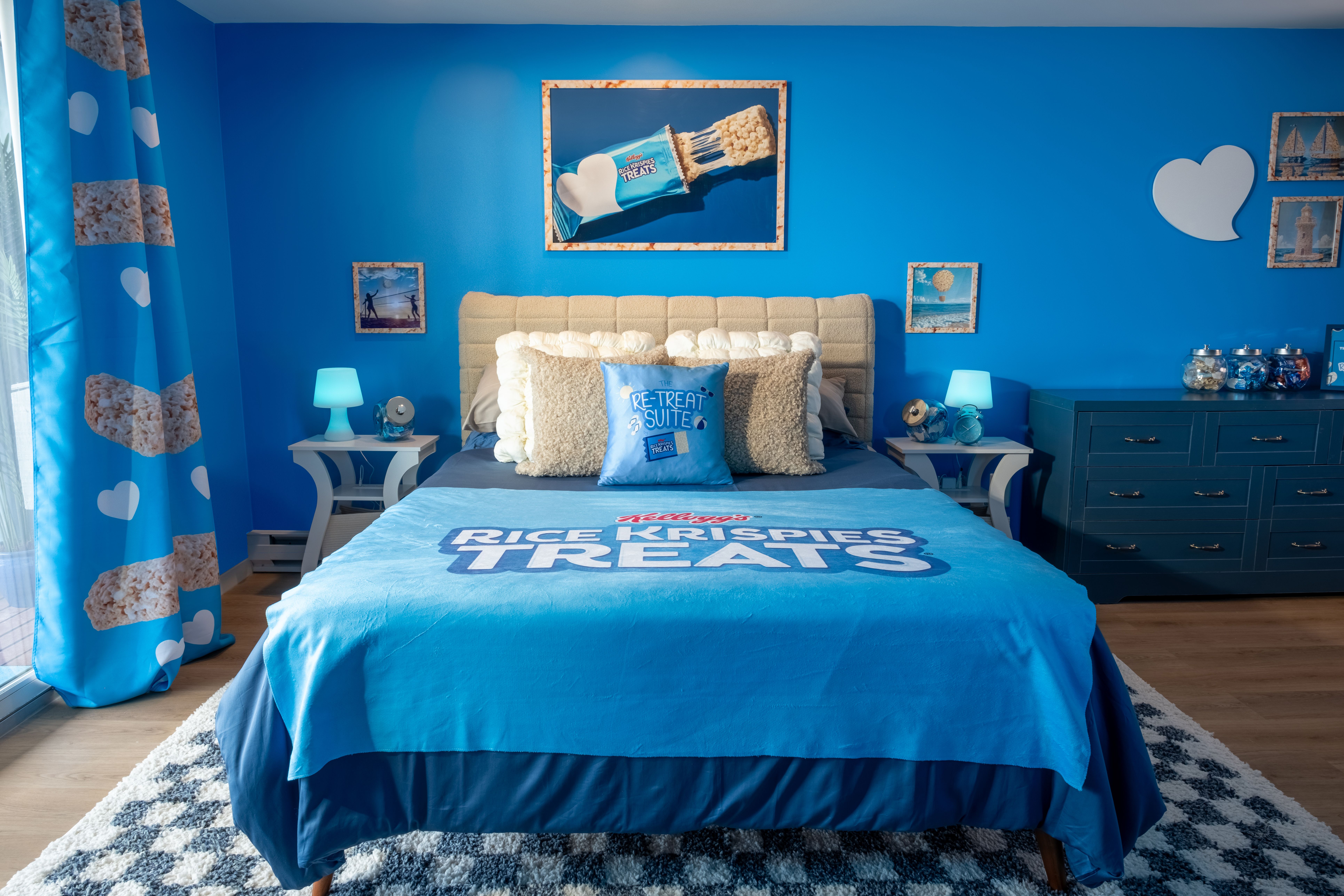 The queen bed in the "Rice Krispies Treats ReTreat" suite on Cape Cod.