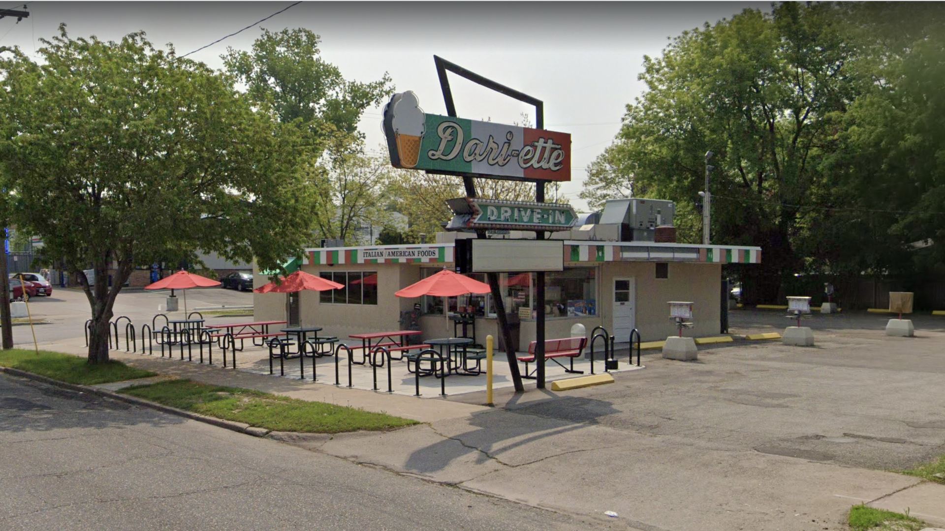 The Dari-ette drive-in