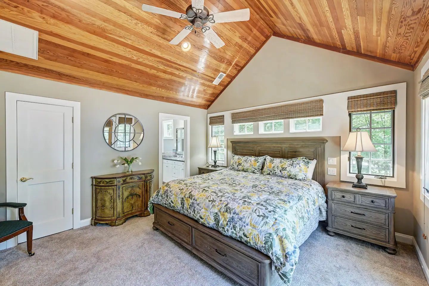 Charlotte Love is blind lake house