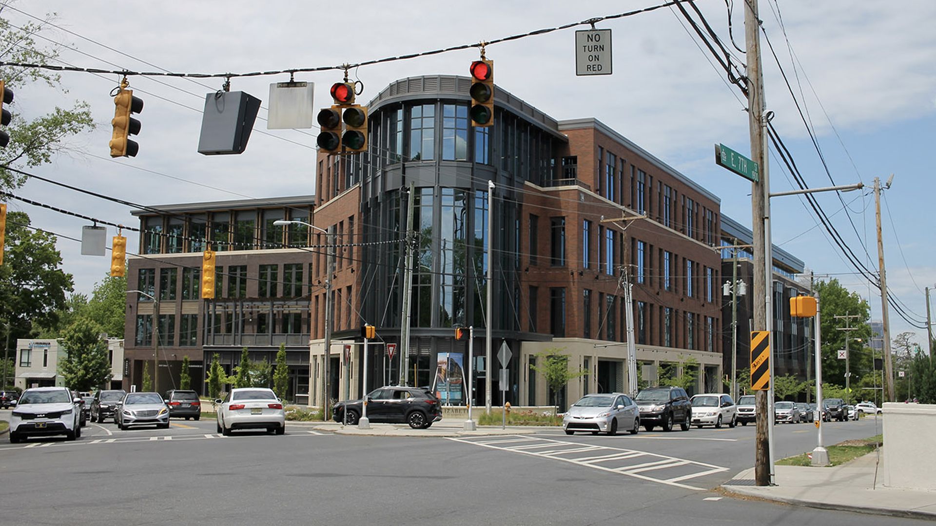 elizabeth 7th Photo: Alexandria Sands/Axios