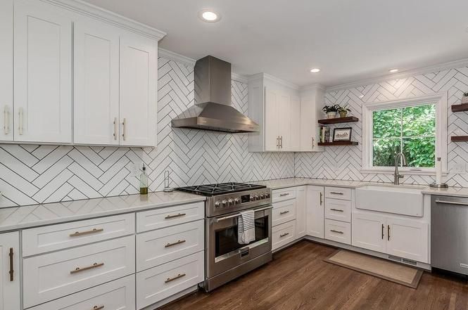 4164 Tyng Way kitchen details