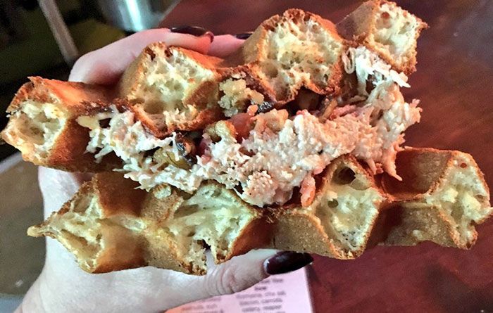 chicken-waffle-wich