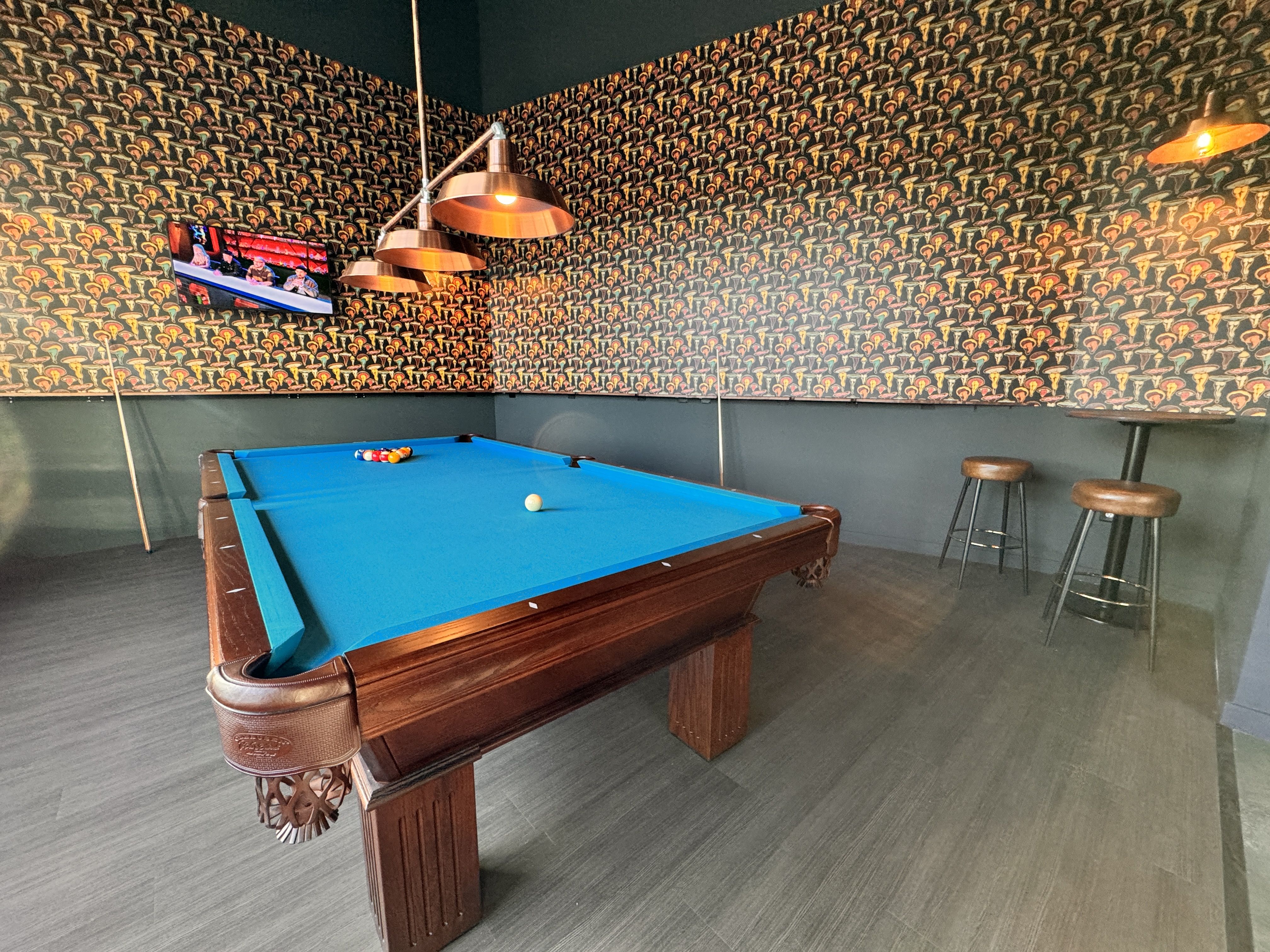 pool table