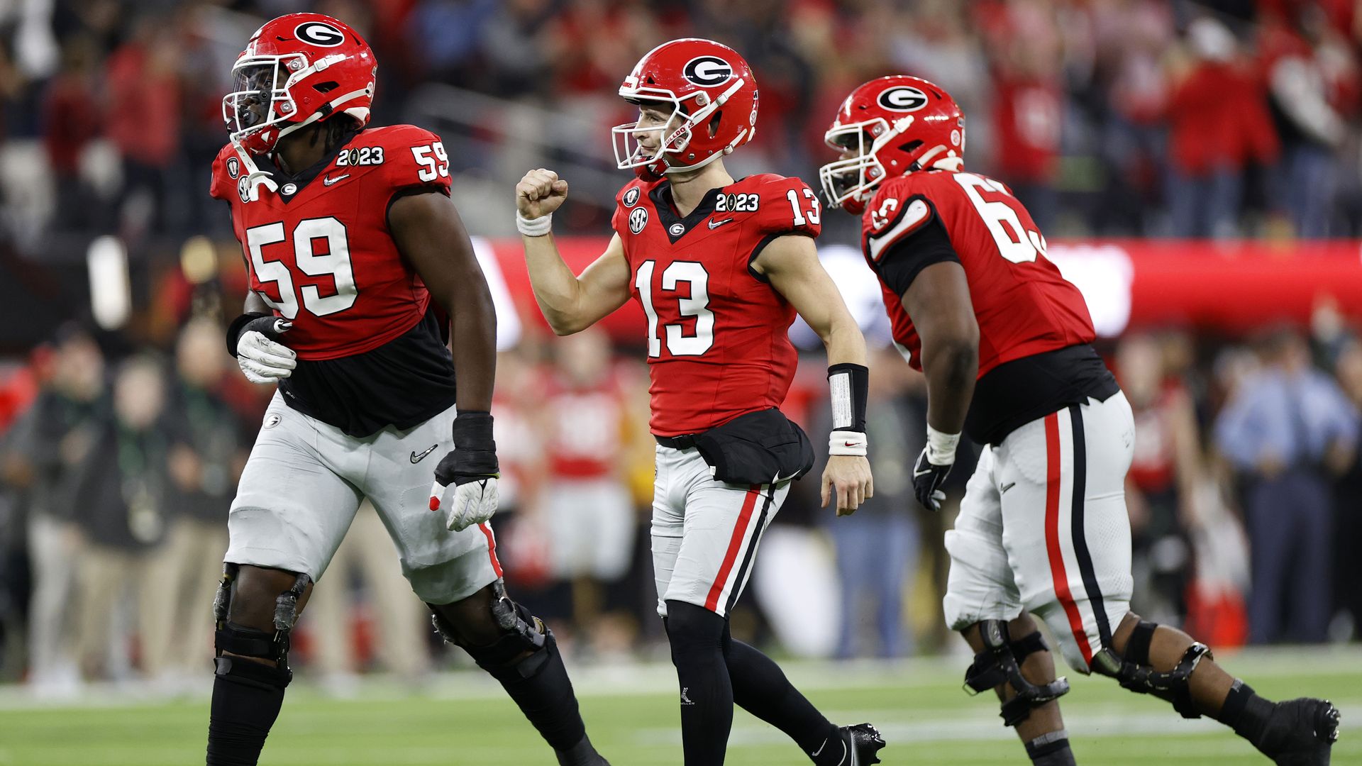 Stetson Bennett celebrates a touchdown pass