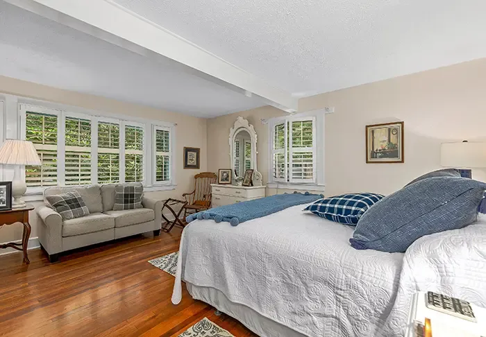 Billy Graham's house for sale Montreat NC bedroom