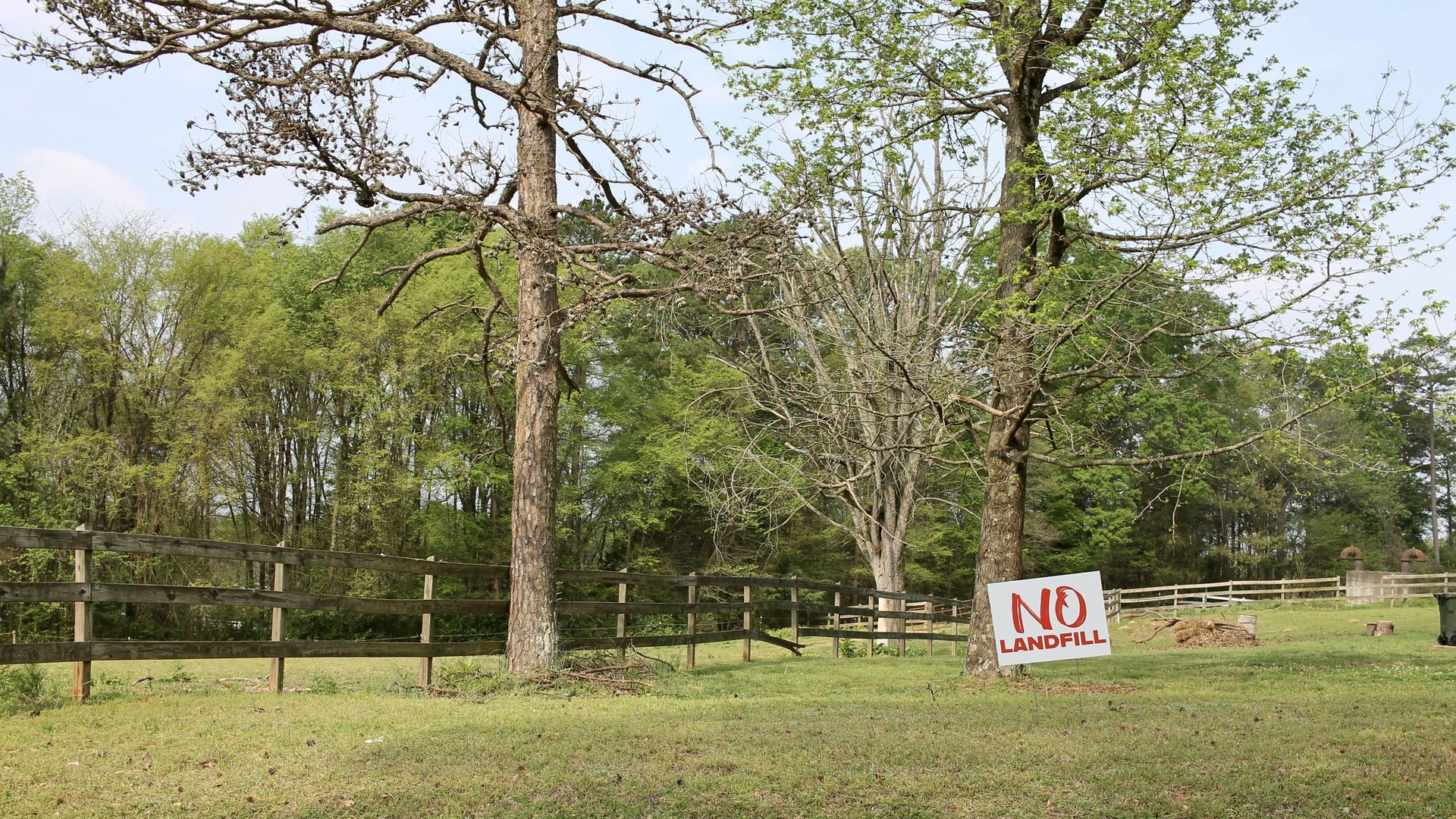 Charlotte neighbors fight planned landfill in their backyard Axios