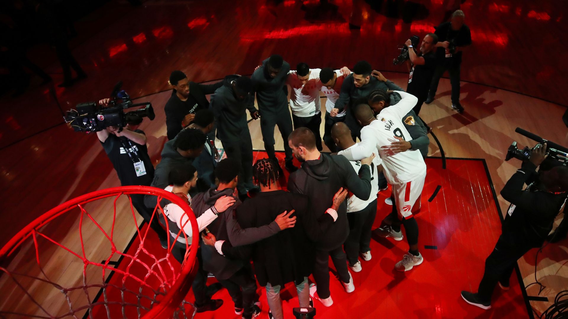 Raptors huddle