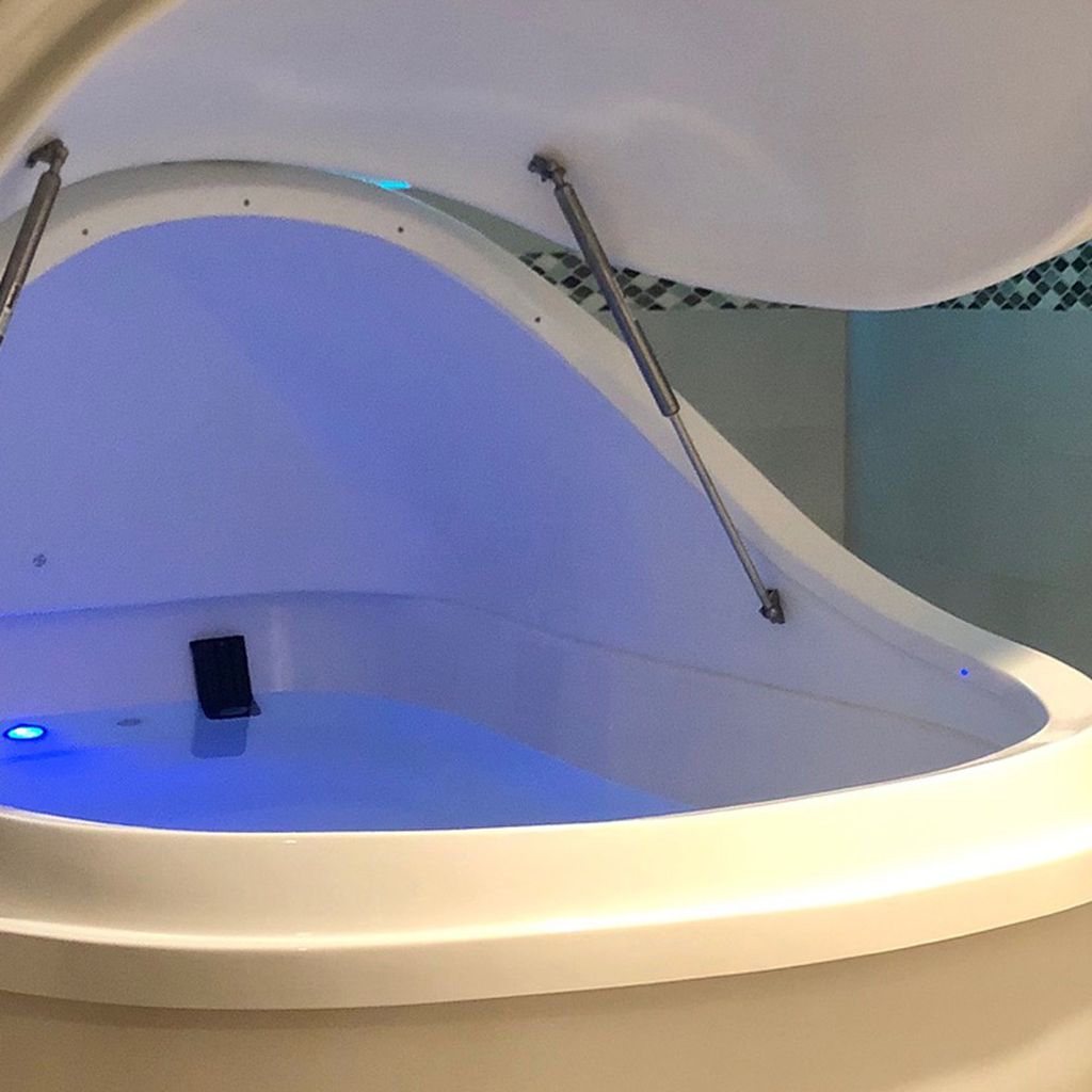 Go Inside: New float spa allows guests to float naked inside a pitch black  dark pod for 60 minutes - Axios Charlotte