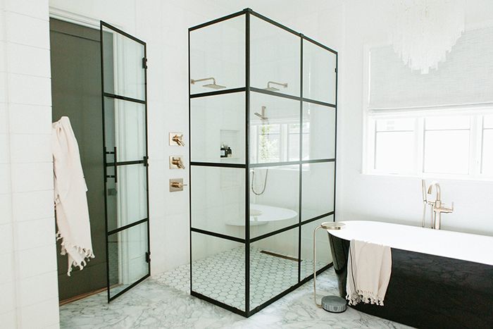 home-of-the-year-2021-shower