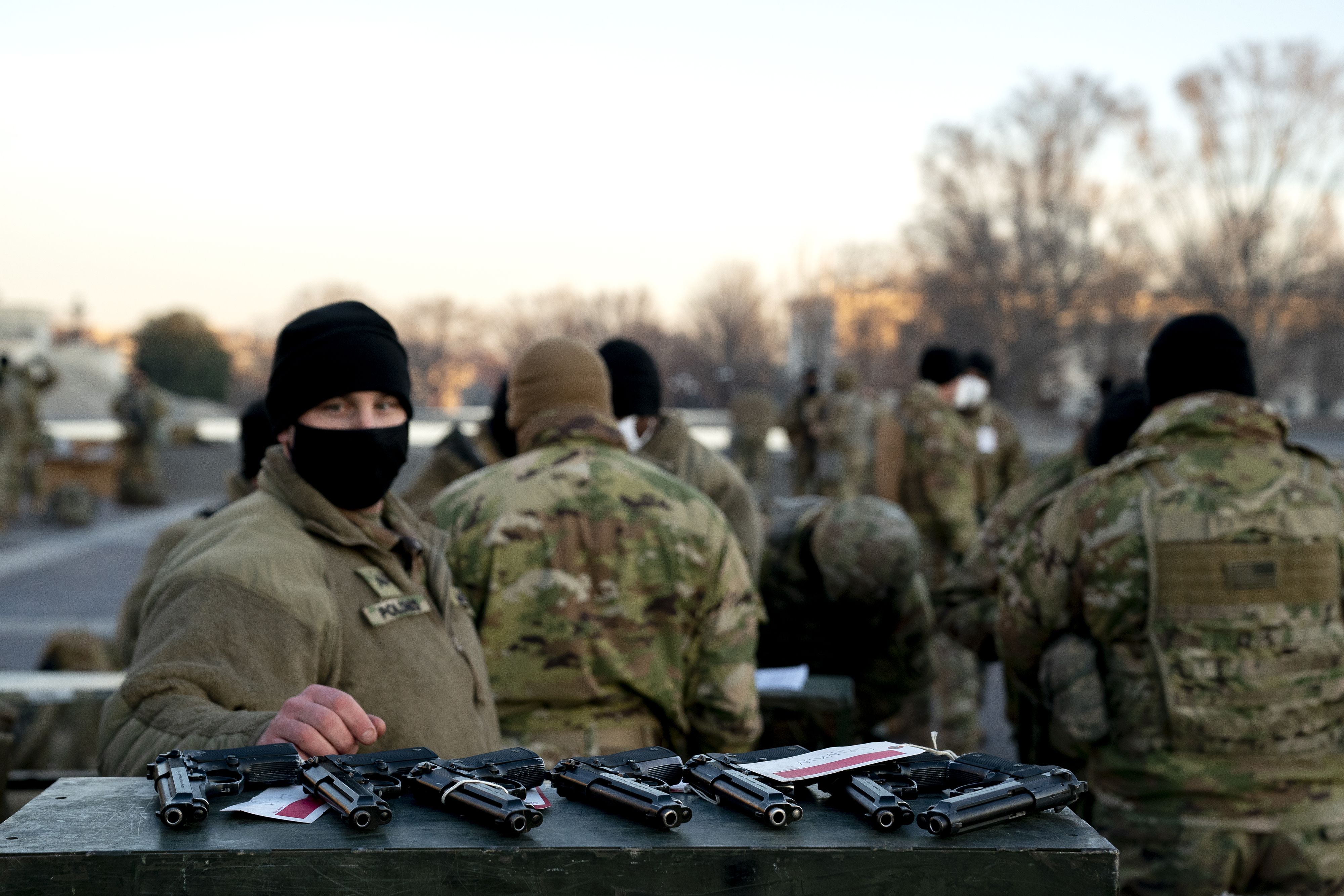 Further weapons distribution. Photo: Stefani Reynolds/Getty Images