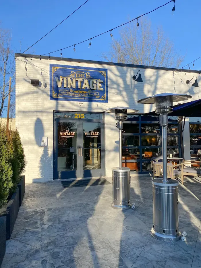 The Vintage Cigar and Whiskey Bar