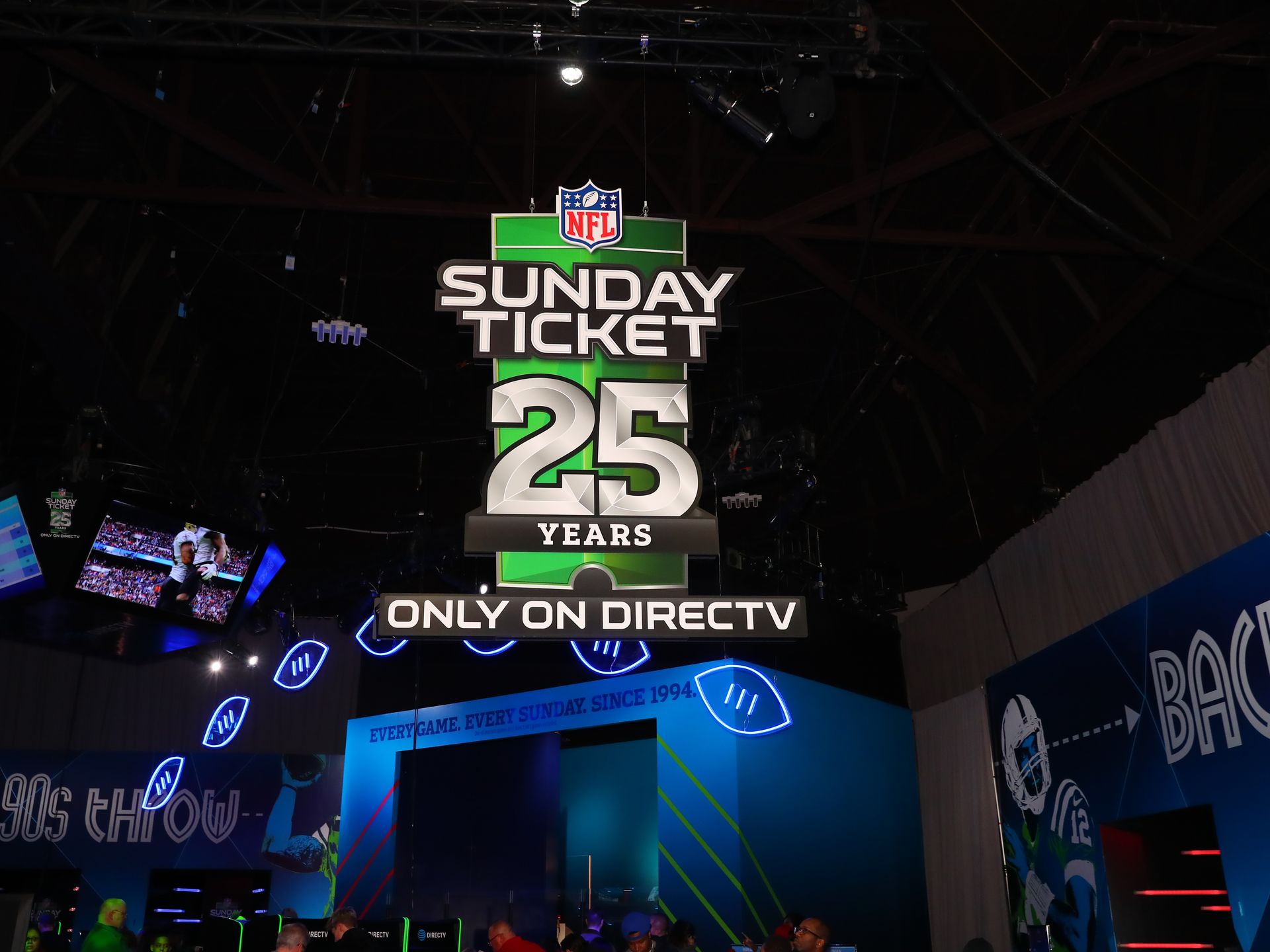 NFL Sunday Ticket: The easiest way to derail the AT&T-DirecTV deal - CNET