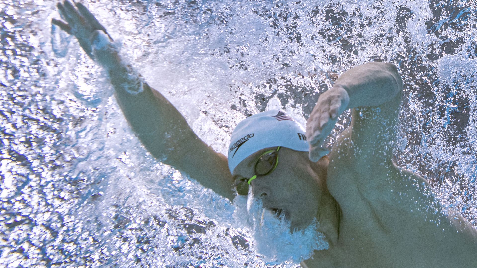 USA's Robert Finke competing in a heat for the men's 1500m freestyle swimming event during the Tokyo 2020 Olympic Games at the Tokyo Aquatics Centre in Tokyo on July 30
