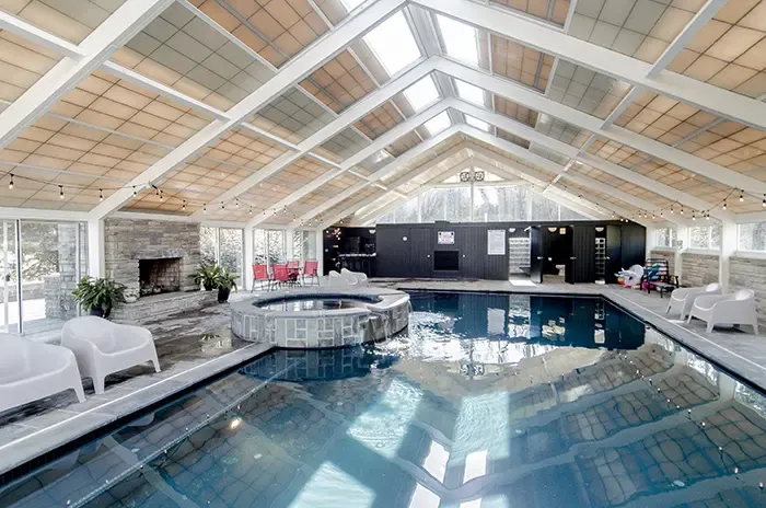 10450 Brief Rd pool house