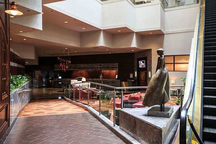 Marriott Center City Charlotte old-lobby