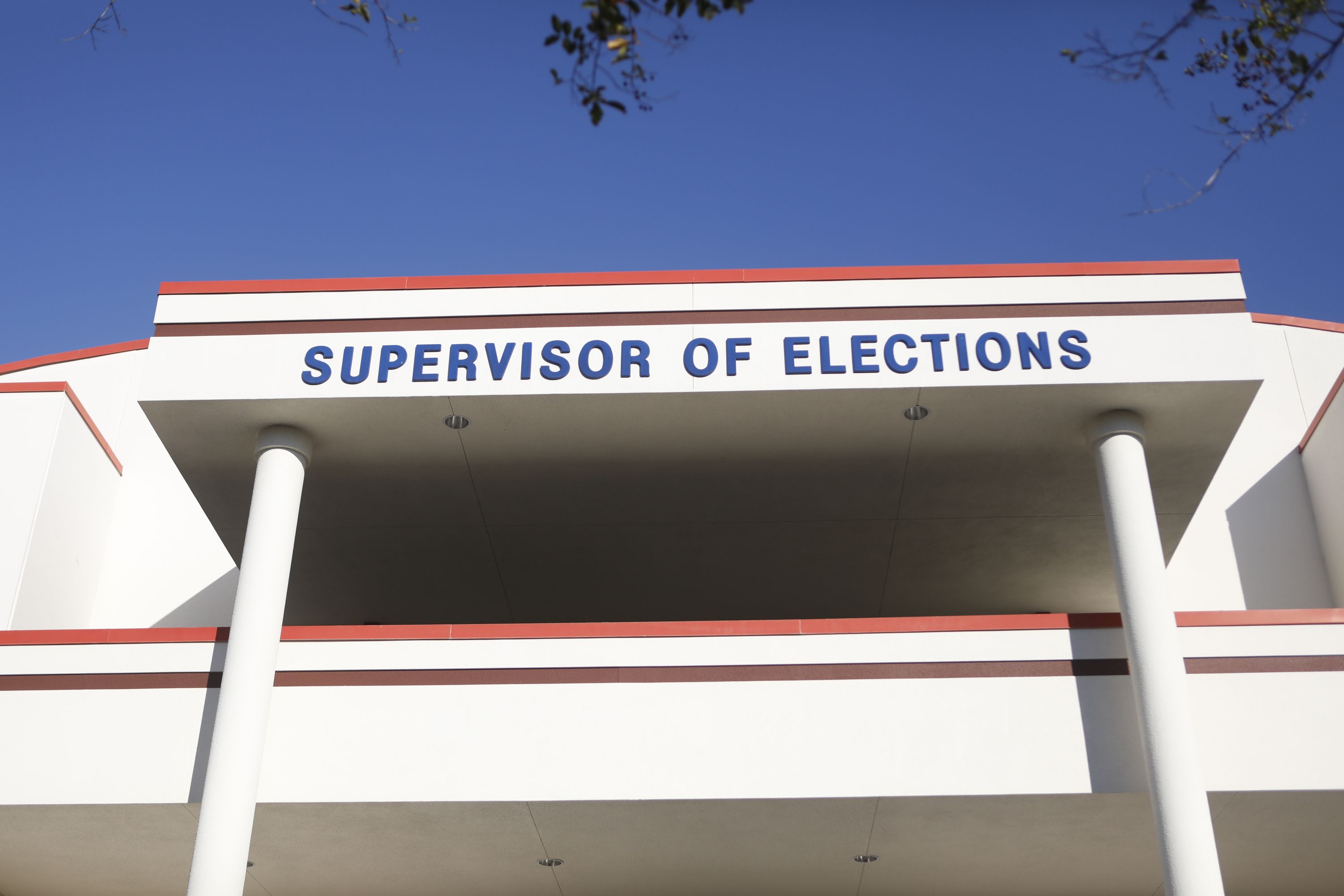 axios.com - Kathryn Varn - 3-minute voting guide: Pinellas, St. Pete midterms