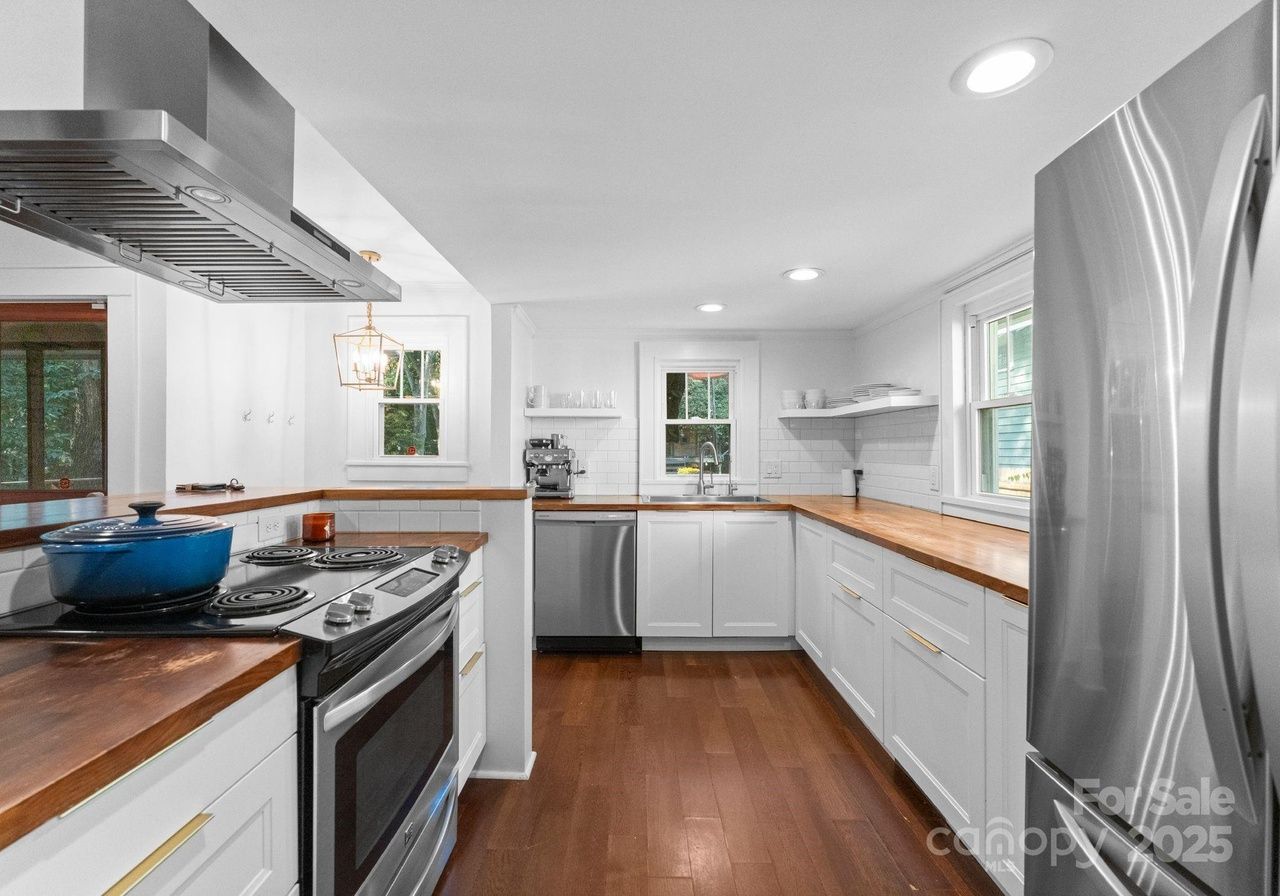 house for sale in charlotte