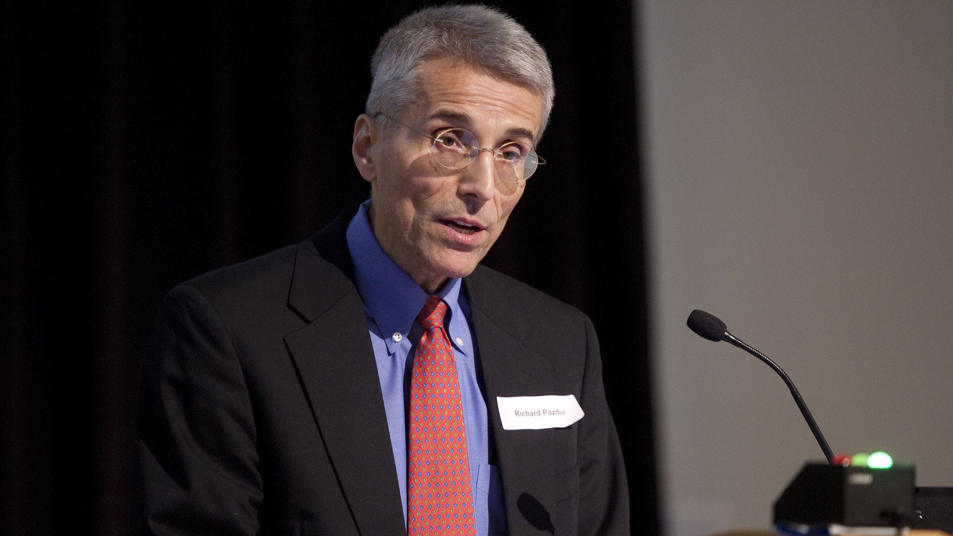 Longtime FDA drug regulator Richard Pazdur