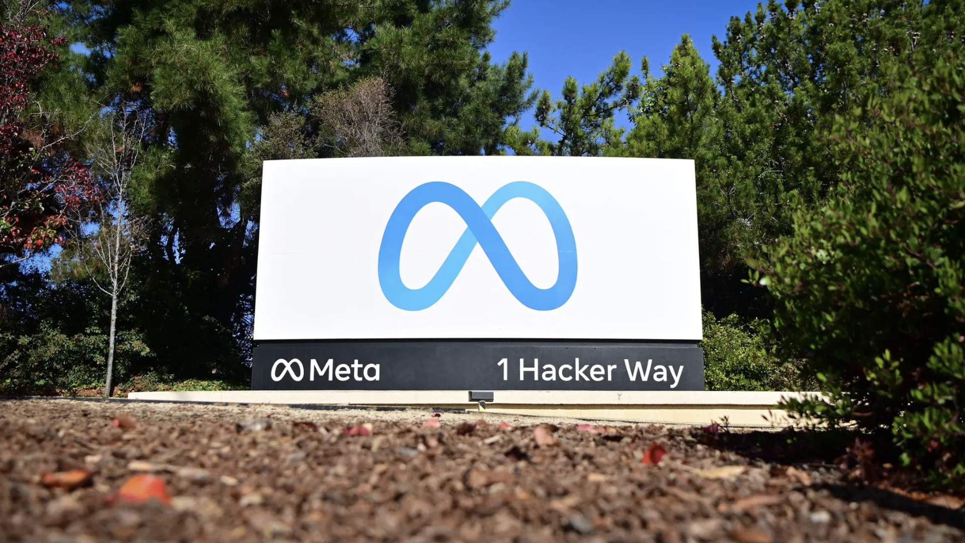 The Meta logo at the entrance of their corporate headquarters. Photo: Josh Edelson/AFP via Getty Images