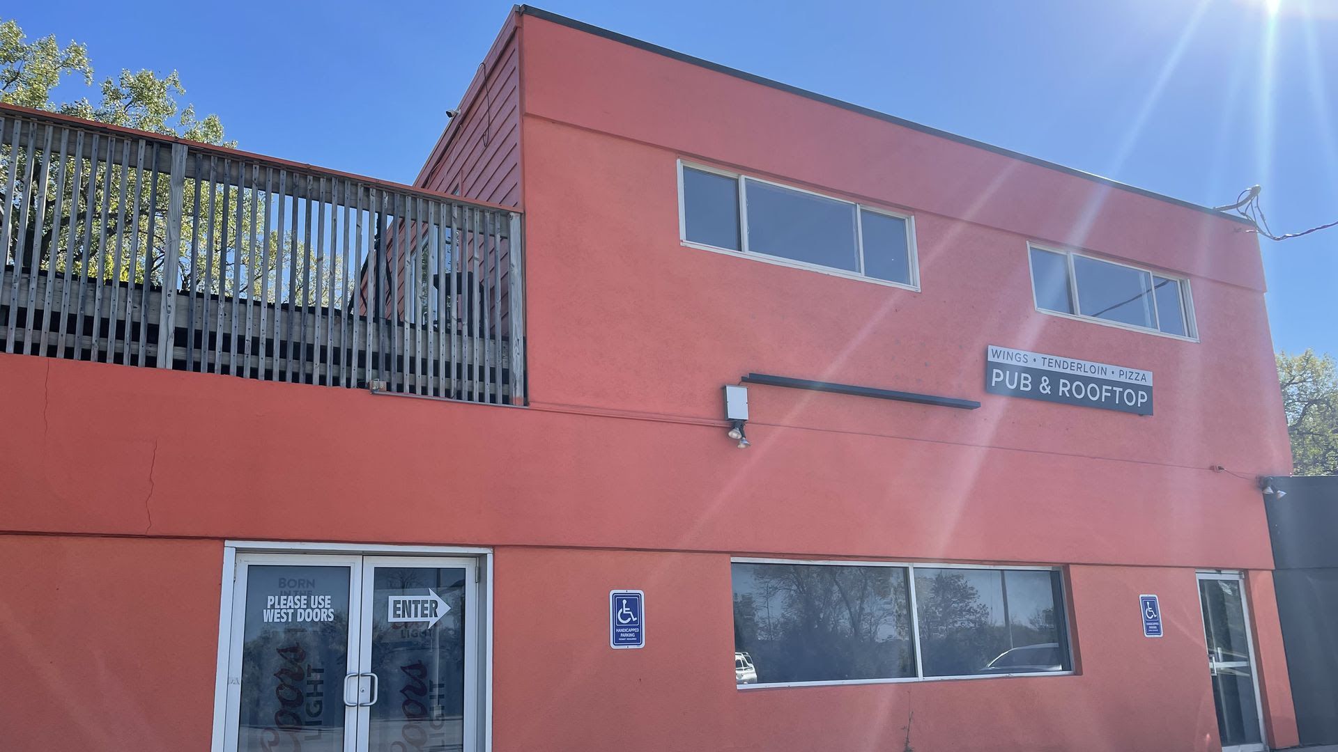 The exterior of Des Moines' High Dive bar.