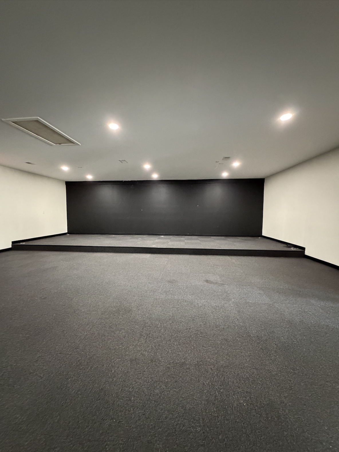 The club's workout room 