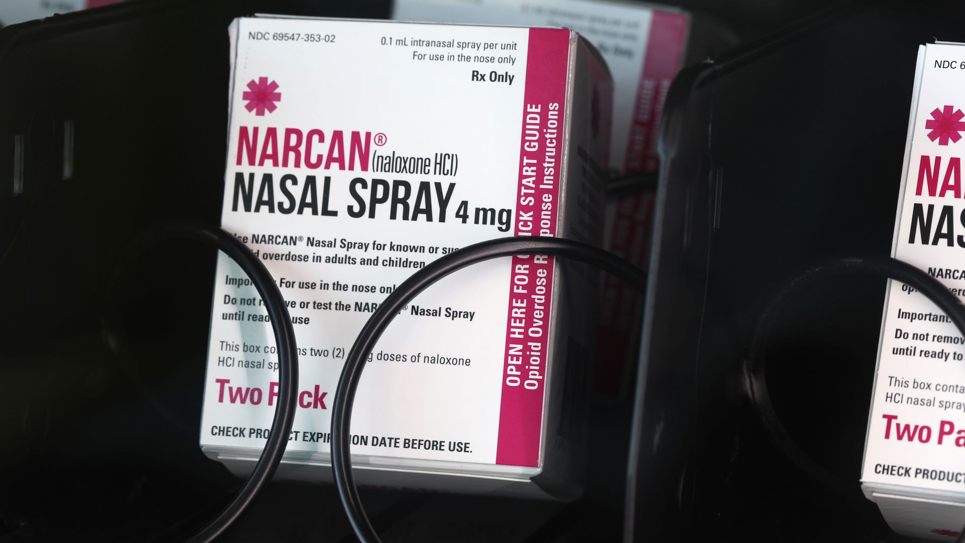 Narcan nasal spray in a vending machine 