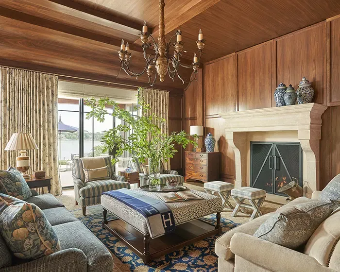 axios-charlotte-home-of-the-year-2022-living-room