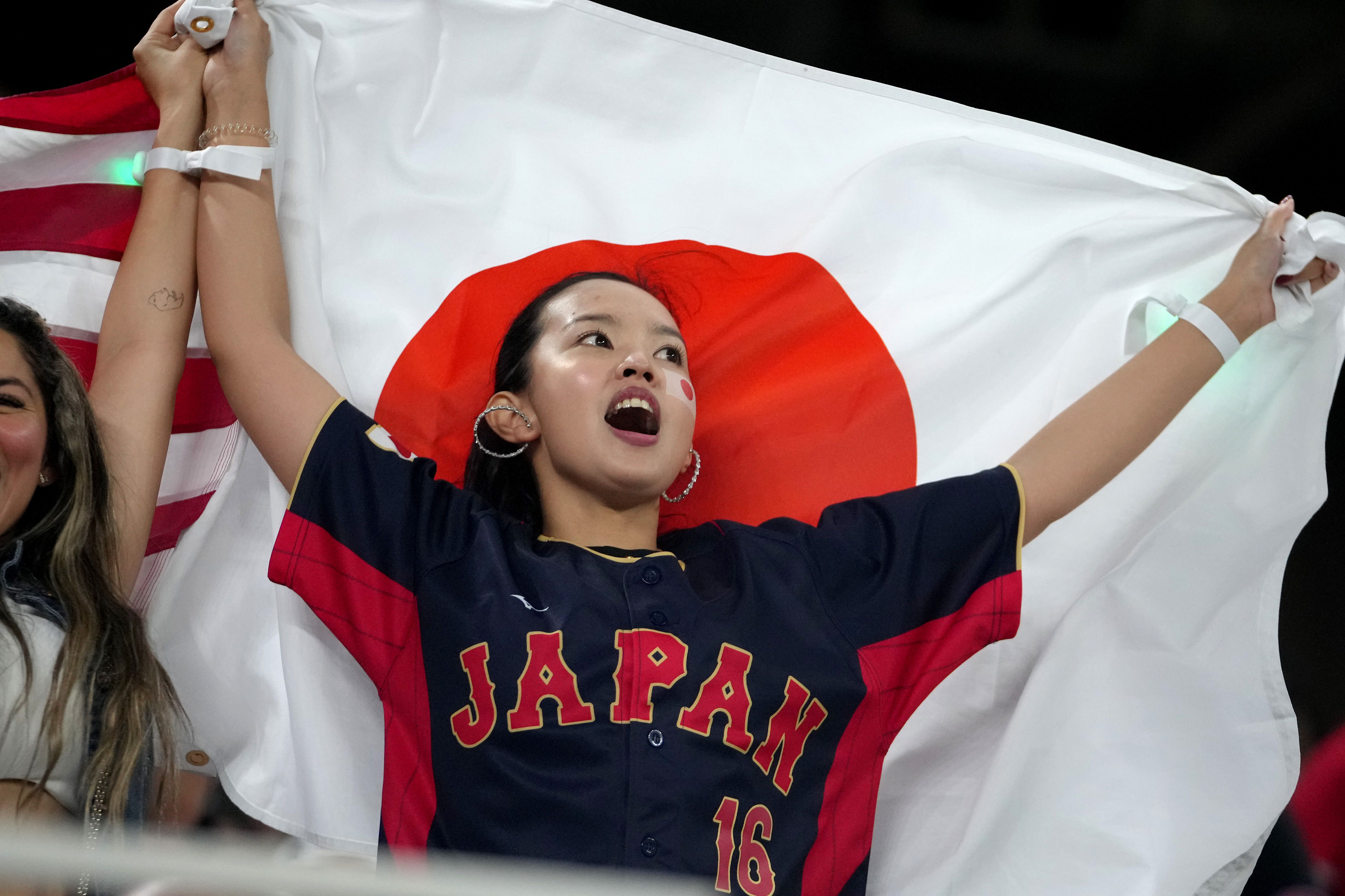 MIAMI, FLORIDA - MARCH 21: A fan looks on during the World Baseball Classic Championship between Team USA and Team Japanat loanDepot park on March 21, 2023 in Miami, Florida. (Photo by Eric Espada/Getty Images)
