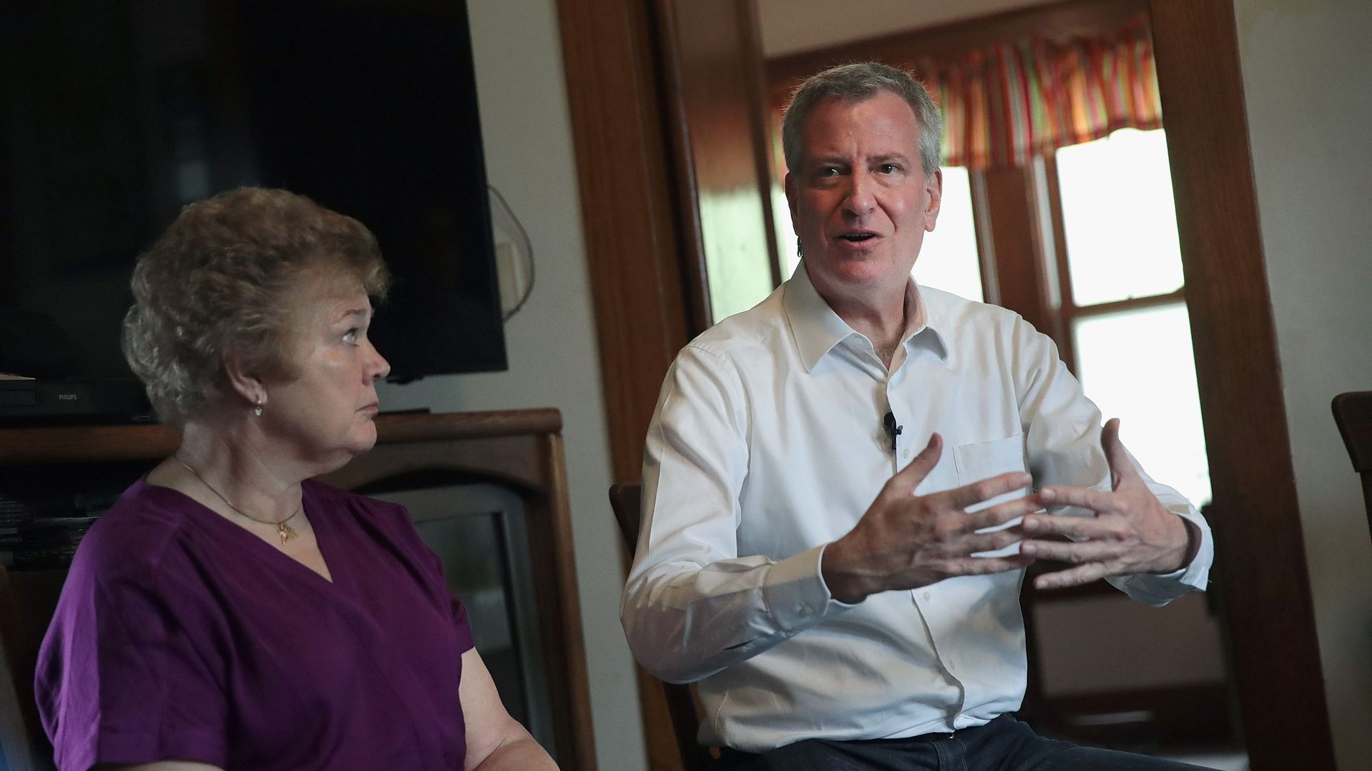 New York City Mayor Bill de Blasio campaigning in Iowa