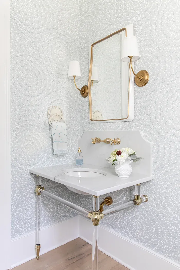 dominque delaney powder room 1