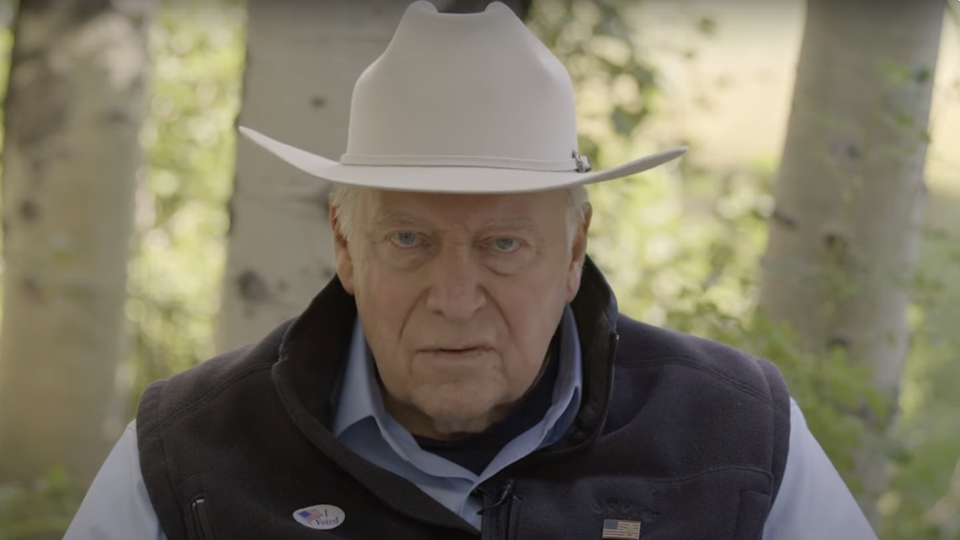 Dick Cheney calls Trump "coward" in campaign ad for Liz Cheney