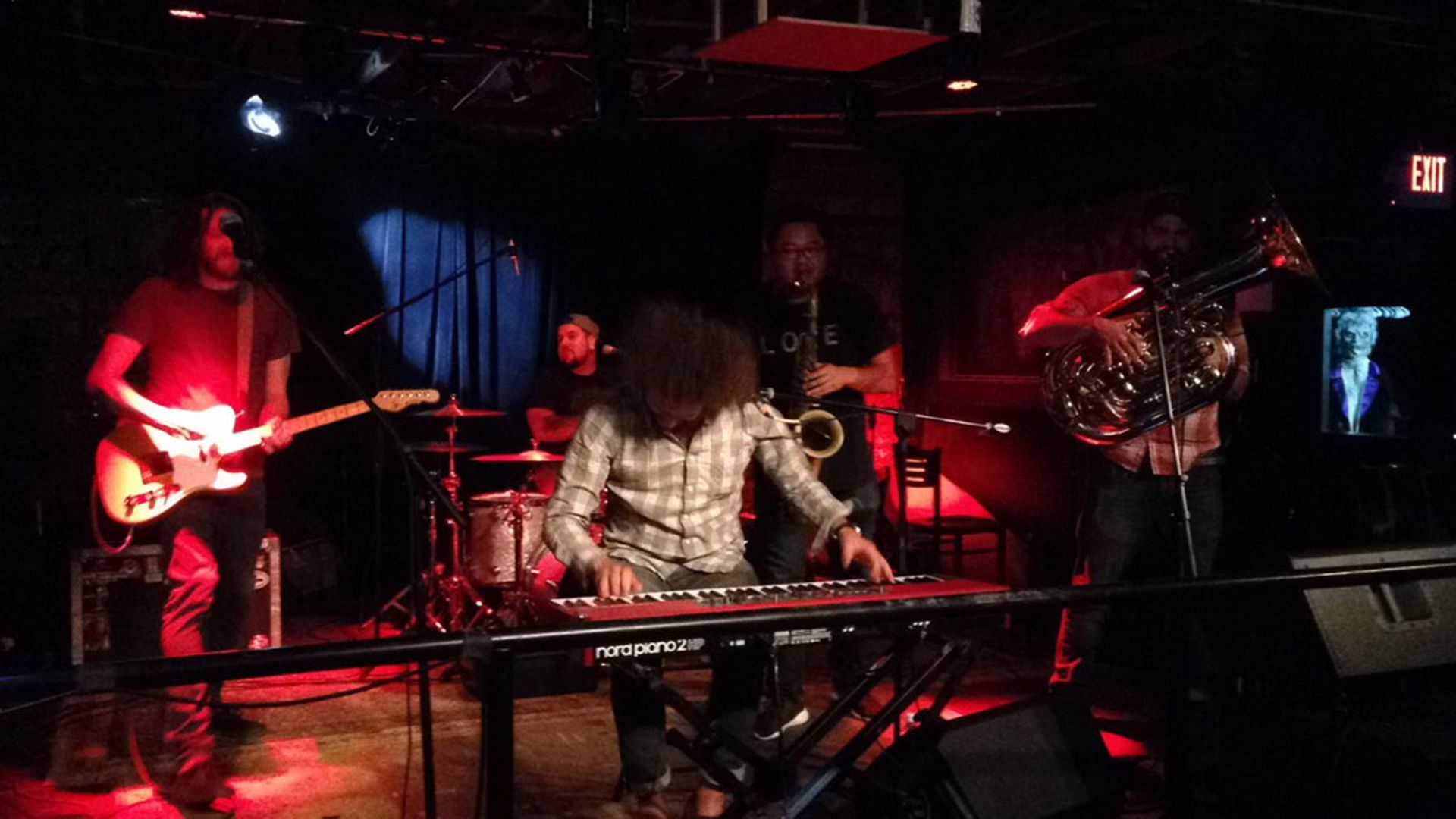 band-with-lead-keyboard
