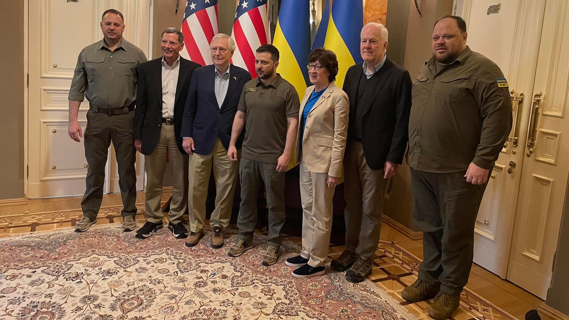 Mitch McConnell leads a delegation to Kyiv to meet with Zelensky