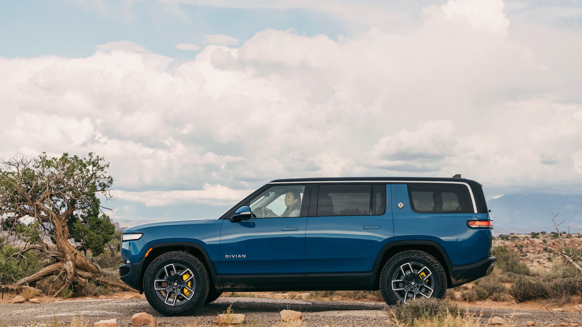 Photo of the Rivian R1S