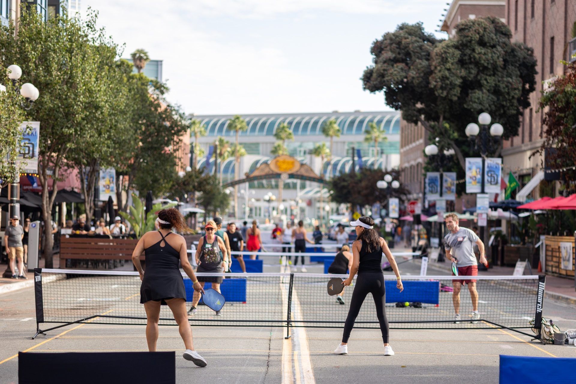 Urban pickleball returns to downtown San Diego streets