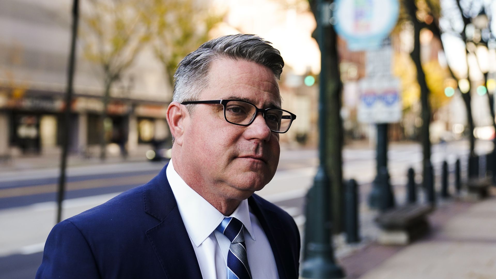 Philadelphia City Councilmember Bobby Henon walks to the federal courthouse in Philadelphia on Nov. 10, 2021. Photo: Matt Rourke/AP