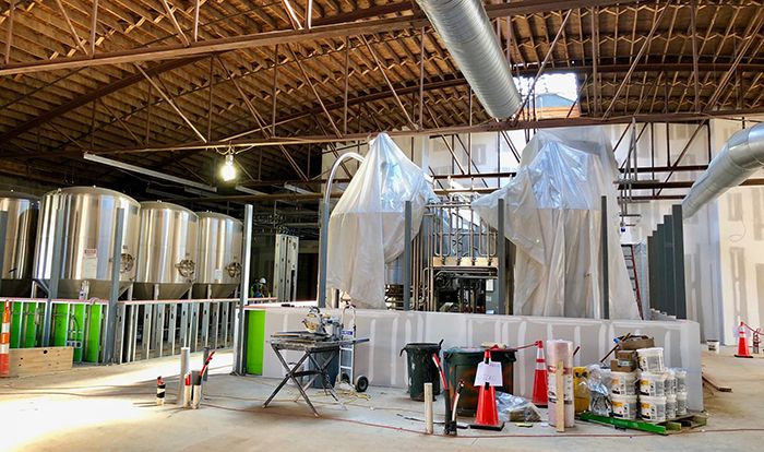 taproom-at-victory-brewing-charlotte