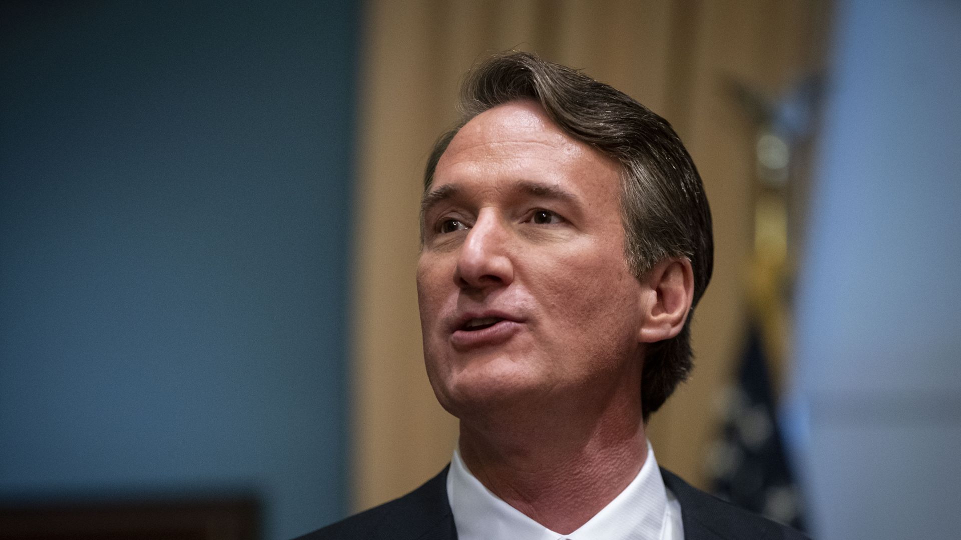 Photo of Glenn Youngkin speaking