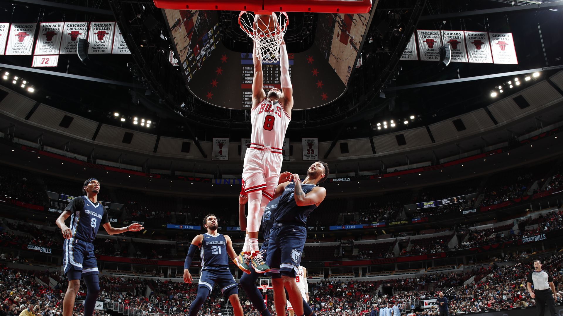 The Chicago Bulls open regular season with playoff expectations