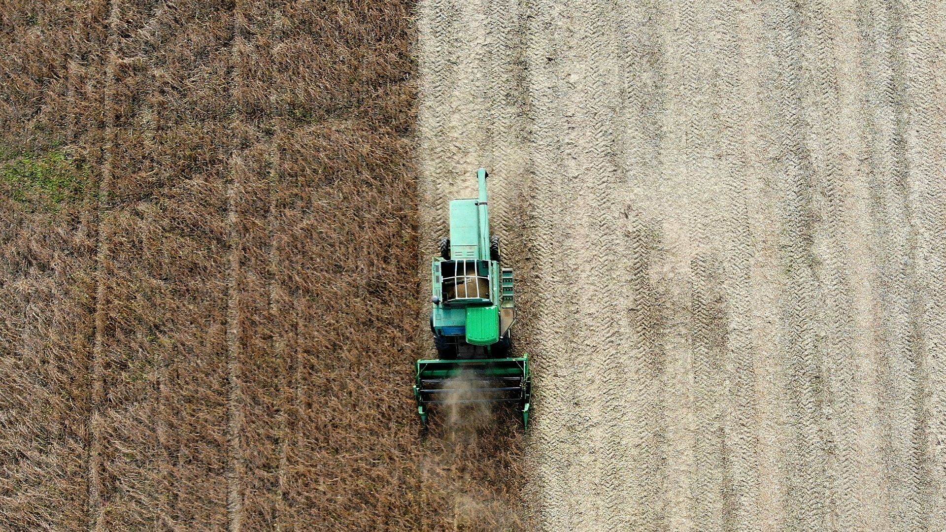 John Deere truck seen from above.