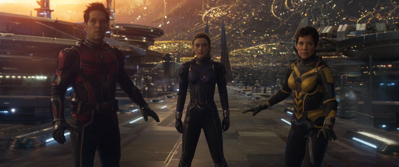 Avengers: Endgame Movie Review - A Fitting Going-Away Party For