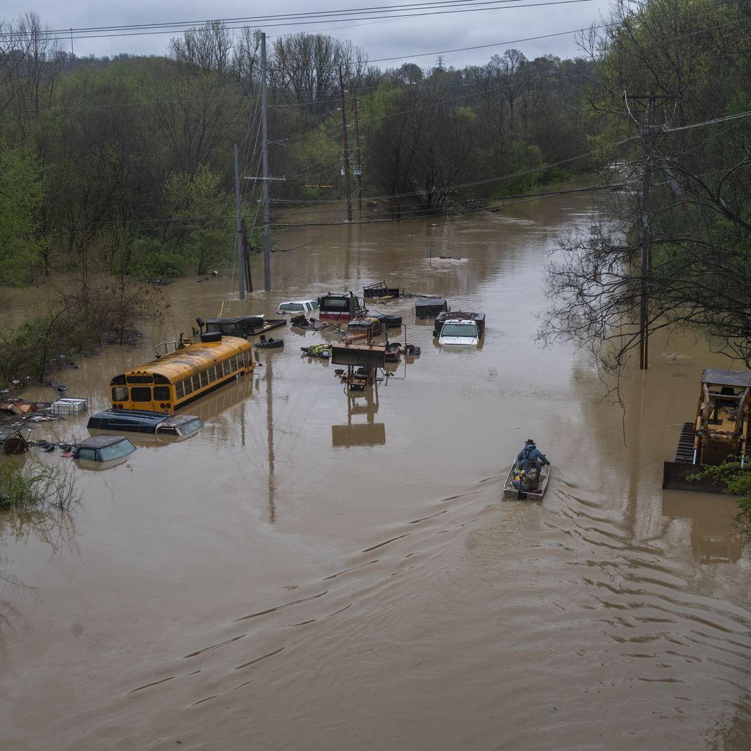 Photos: Days of deadly storms slam US South, Midwest with flooding
