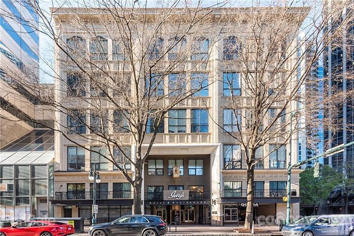 127 N. Tryon St. #416 front