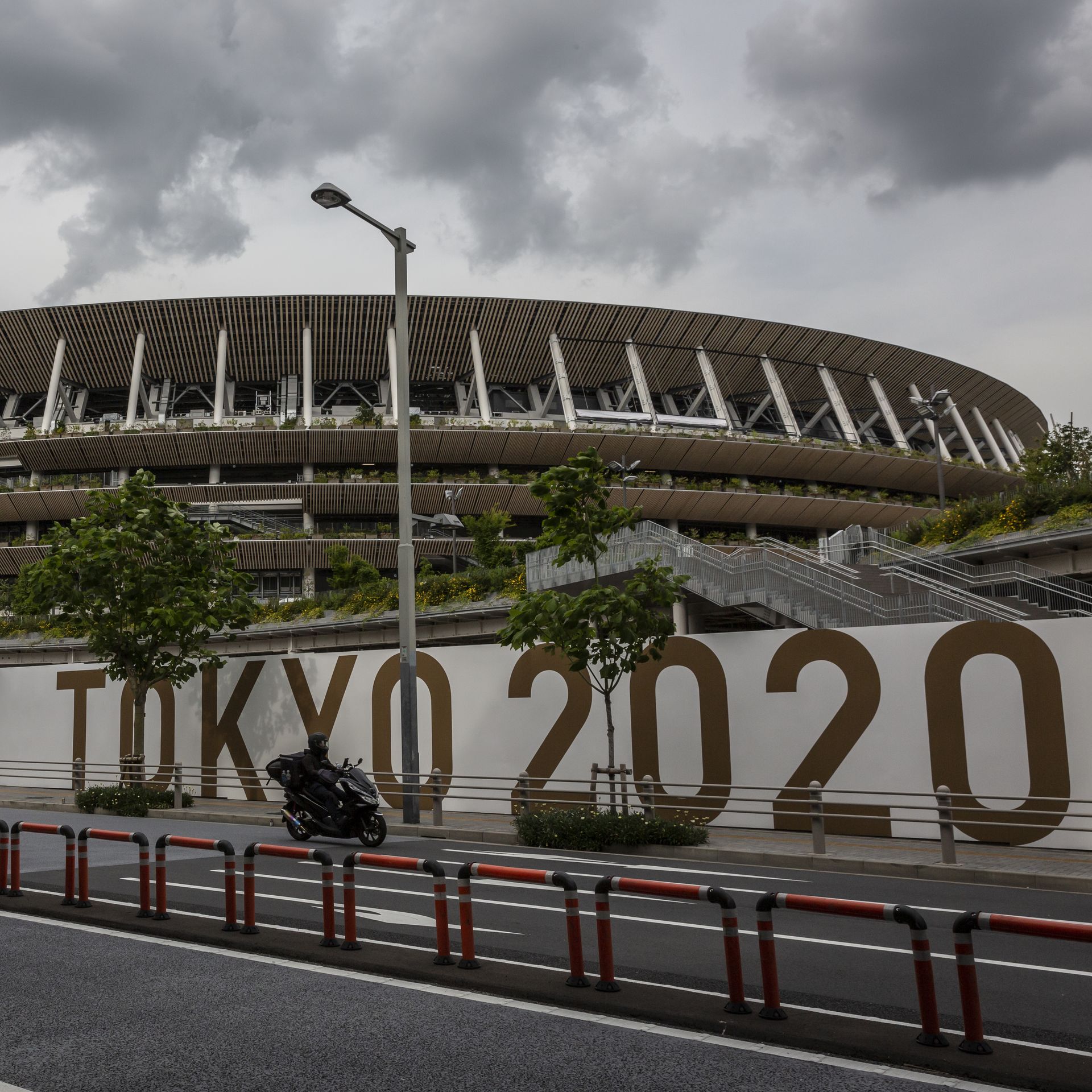 10 000 Tokyo Olympics volunteers quit before games begin next month