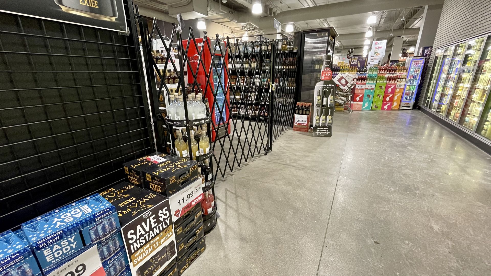 A photo inside Hy-Vee.