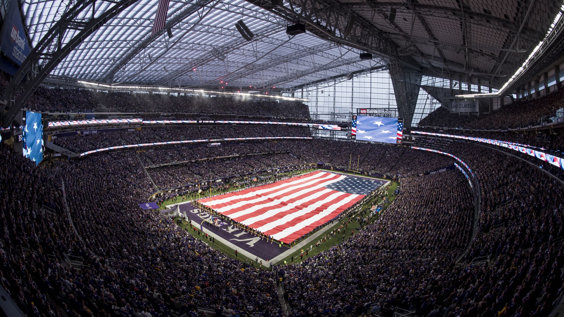 The American flag unfurled at last week's Vikings game