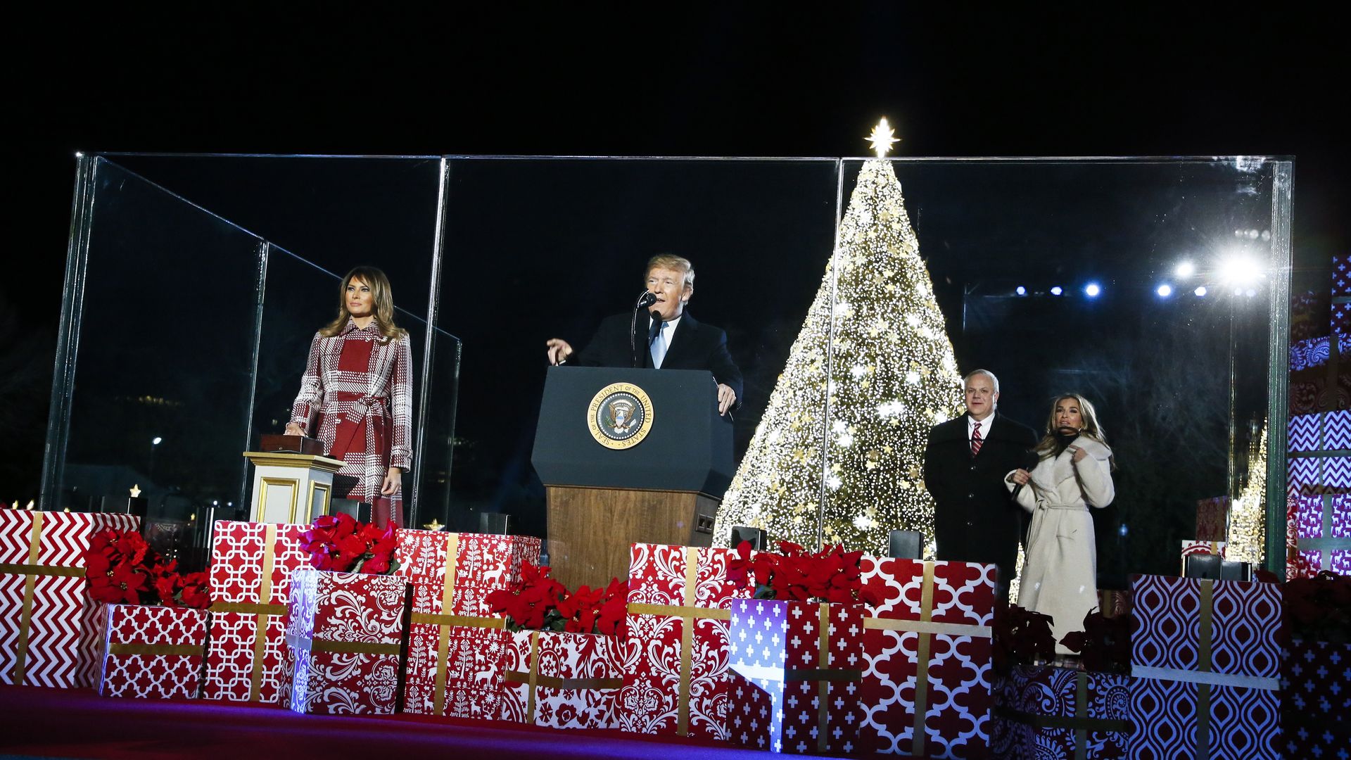 Trump at Christmas ceremony