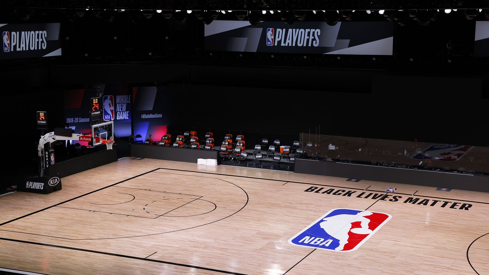 An empty court and bench is shown afte NBA teams protested the games 